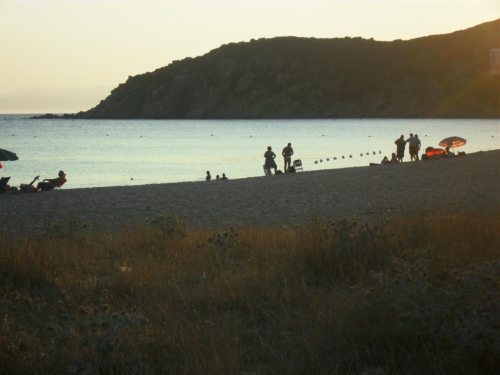 Casa Vacanze Gardenia Solanas  Dış mekan fotoğraf
