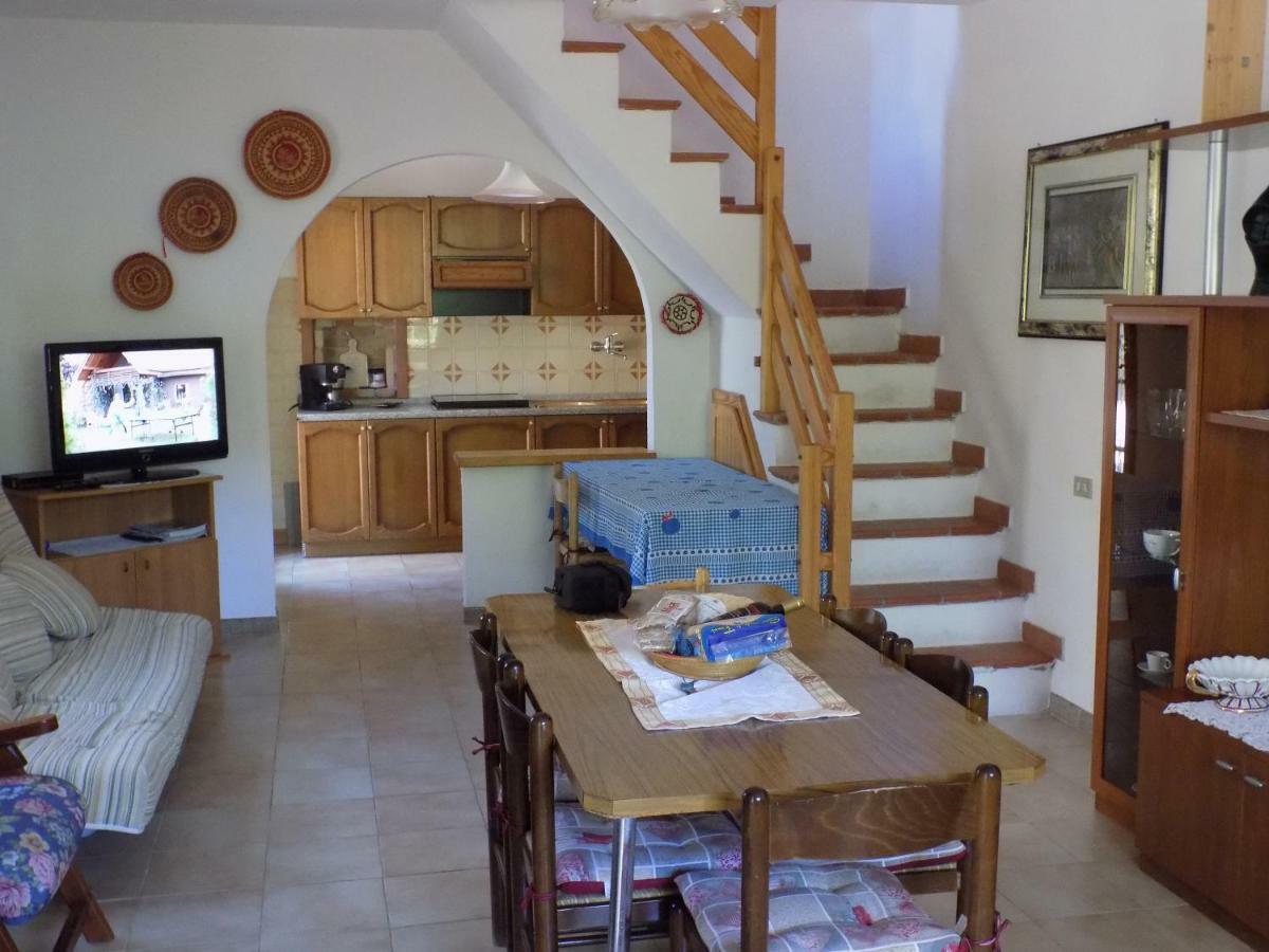 Casa Vacanze Gardenia Solanas  Dış mekan fotoğraf